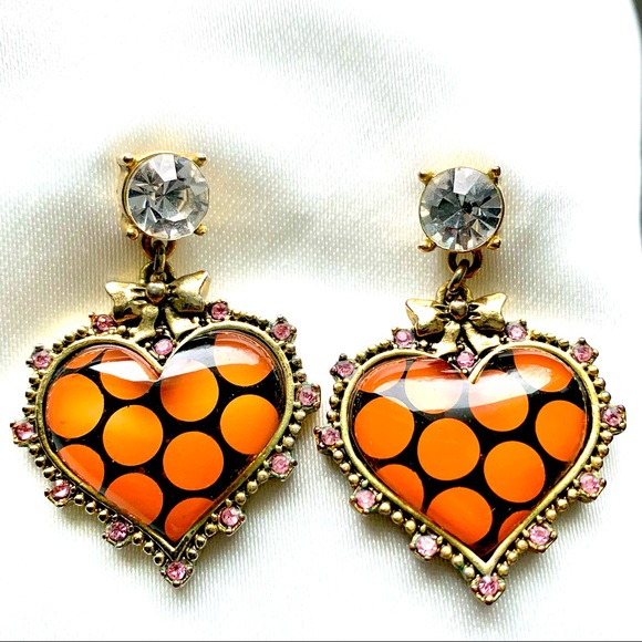 BETSEY JOHNSON POLKA DOT HEART DROP EARRINGS